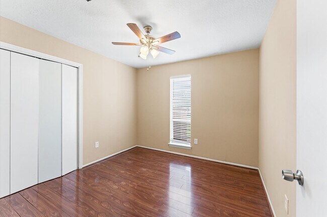 Building Photo - 5314 Nottingham Dr