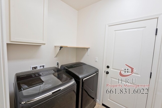 Building Photo - Highgate Community 3 bedroom -2 bath