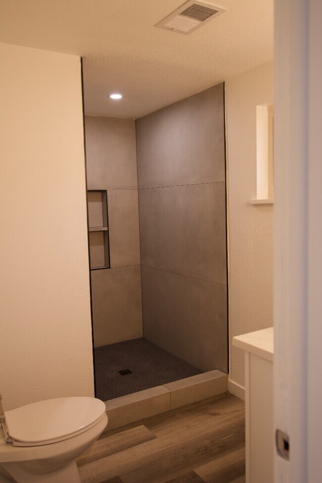 Building Photo - 8585 E Costilla Pl