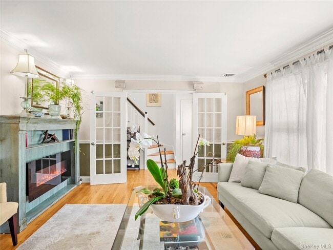 Building Photo - 1035 Shore Acres Dr