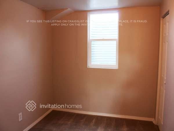 Building Photo - 13298 Lackland Dr