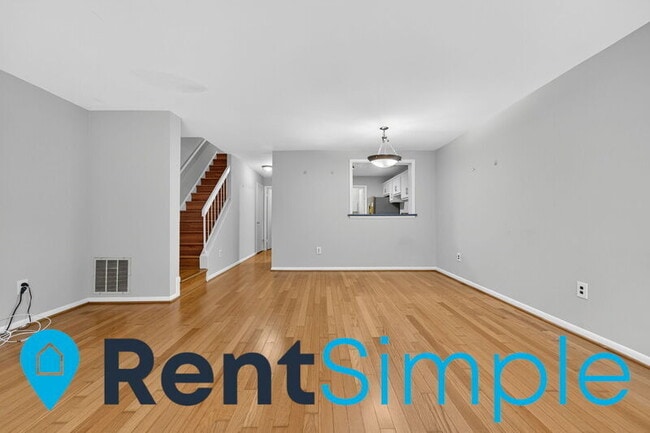 Building Photo - 1673 S Hayes St