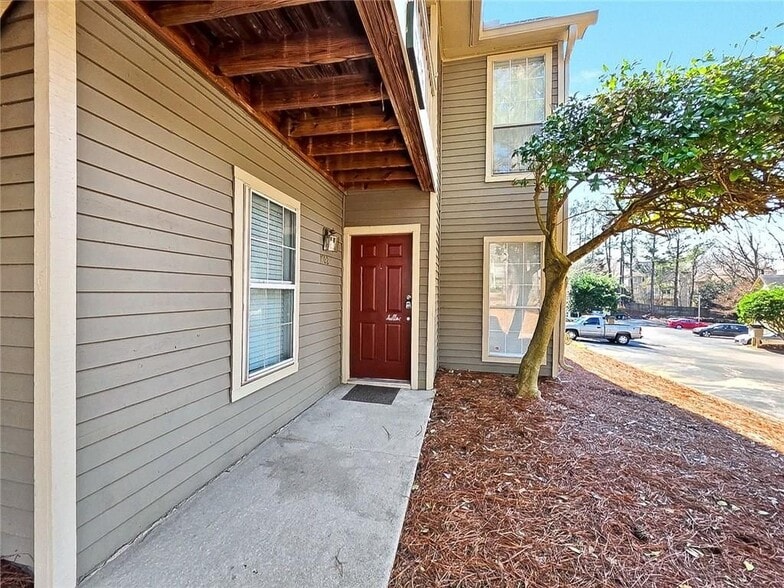 Building Photo - 1702 Country Park Dr