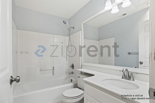 Building Photo - 6344 Holly Gillingham Ln