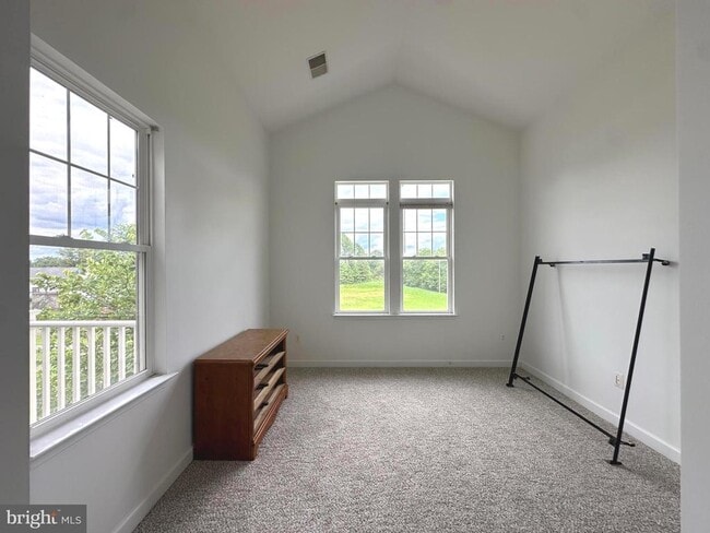 Building Photo - 6163 Willow Pl