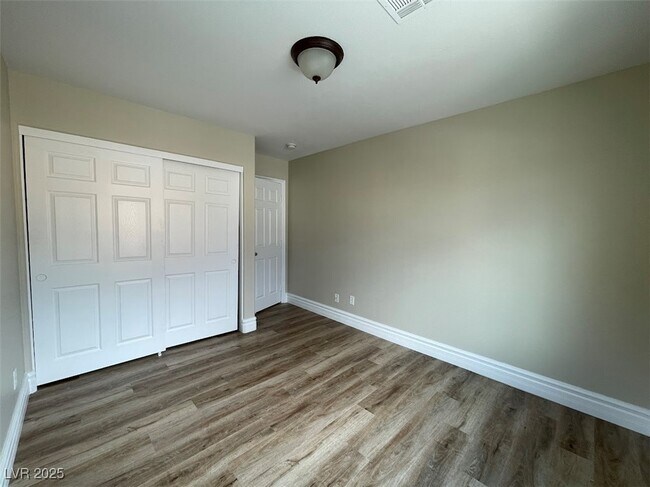 Building Photo - 9701 Kampsville Ave