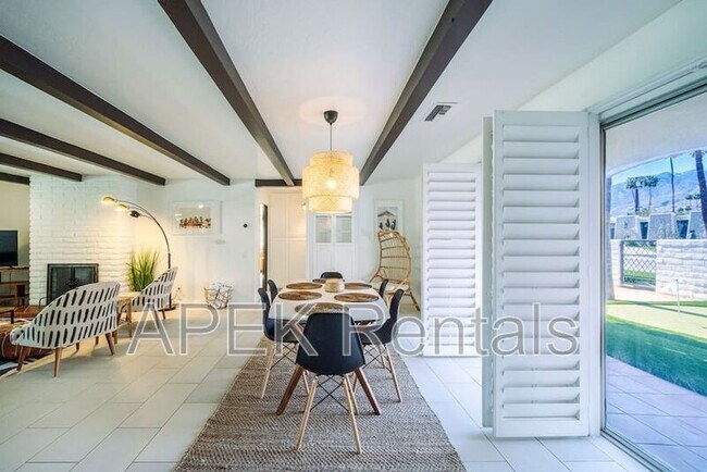 Building Photo - 1970 S Joshua Tree Pl