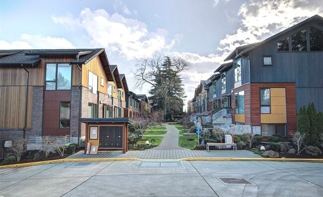 Building Photo - 6546 32nd Ave NE