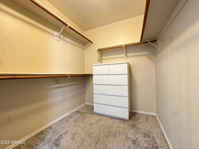 Building Photo - 8760 W Adam Ave