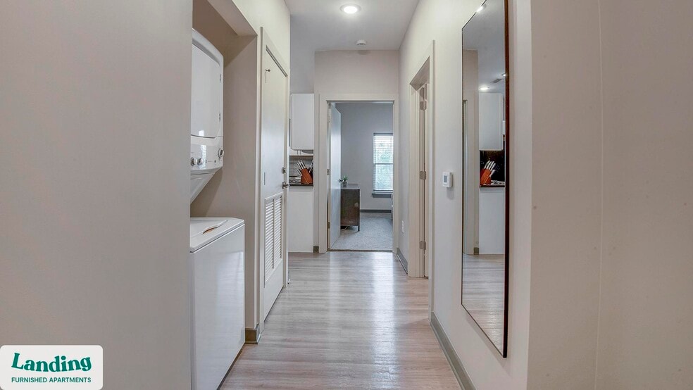 Building Photo - 645 N Front St