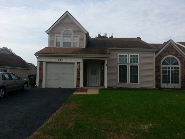 Building Photo - 778 Stanford Ln