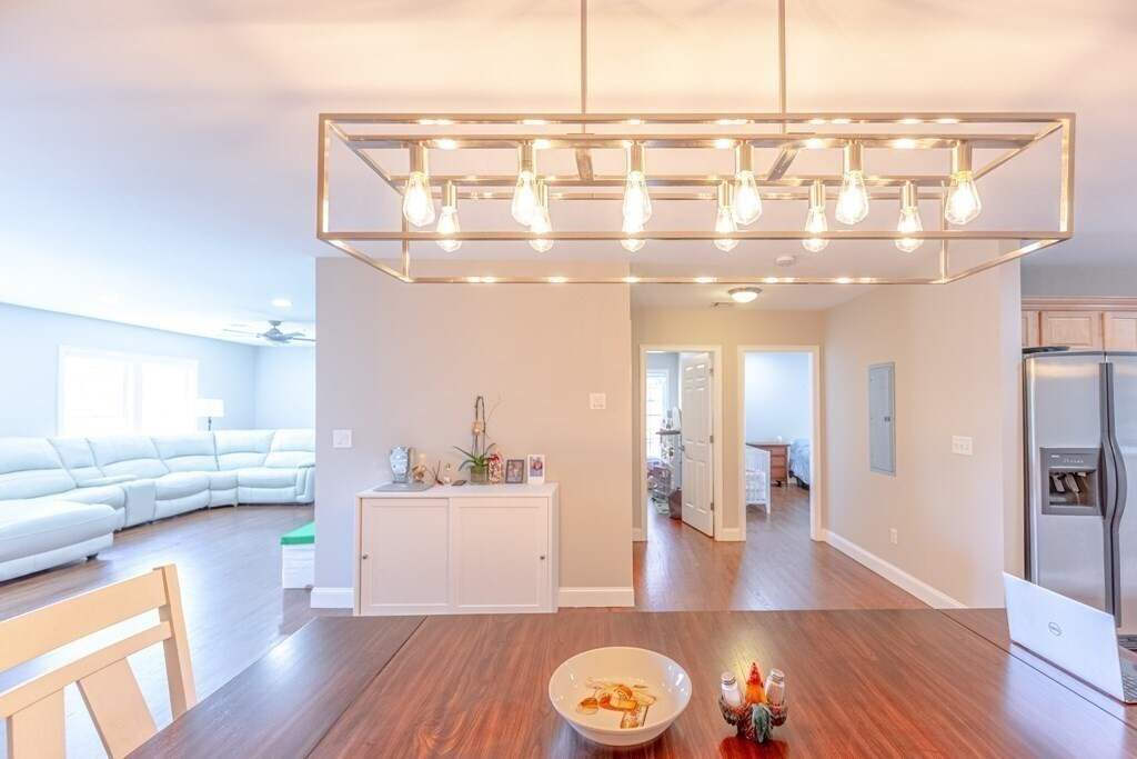 Building Photo - 467 Somerville Ave