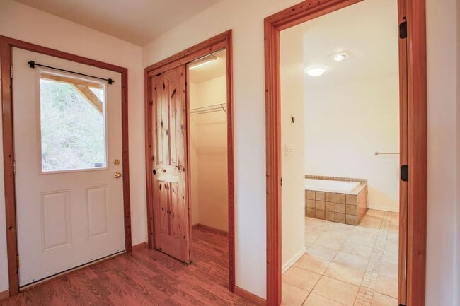 Building Photo - Lovely Home and Property Located on Honeymoon Lake!