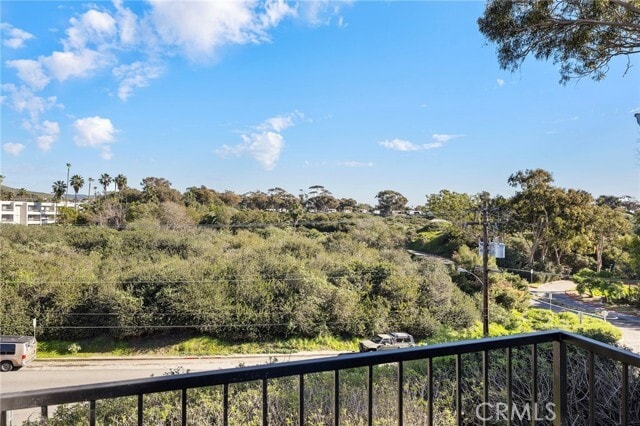 Building Photo - 213 Avenida Lobeiro