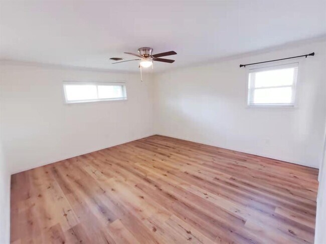 Building Photo - 5054 Yarwell Dr