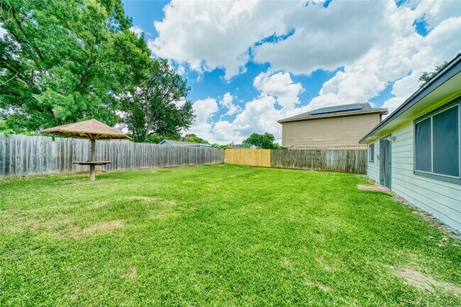 Building Photo - 2014 Powder Mist Ln