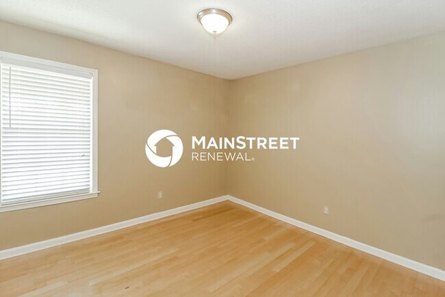 Building Photo - 3 Bedroom Pet-Friendly Home in Cordova, TN with Main Street Renewal