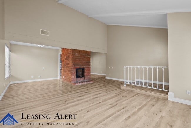 Building Photo - 25352 Avenida Cappela