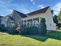 Building Photo - 810 Winterside Ln