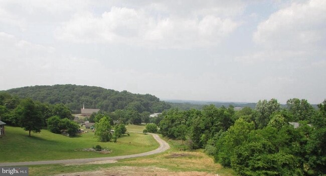 Building Photo - 1230 Elm St