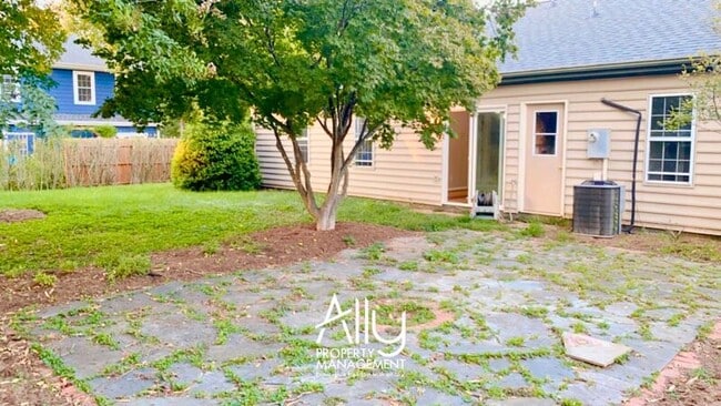 Building Photo - 2935 Lamkin Way