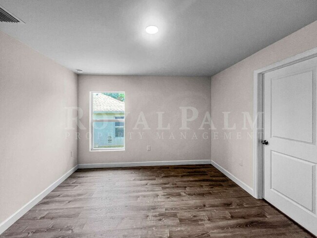 Building Photo - Spacious 3BR/2BA Duplex in Lehigh Acres & $500 Off Your First Month If You Apply by Aug 20th!