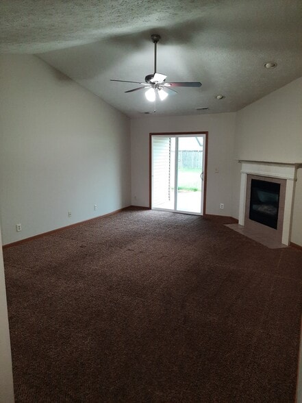 Building Photo - 2109 Fincastle Way