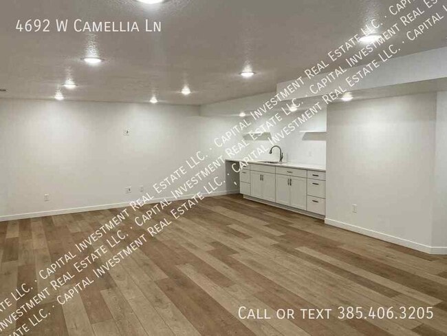 Building Photo - 4692 Camellia Ln