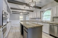Building Photo - 1132 Fries Rd
