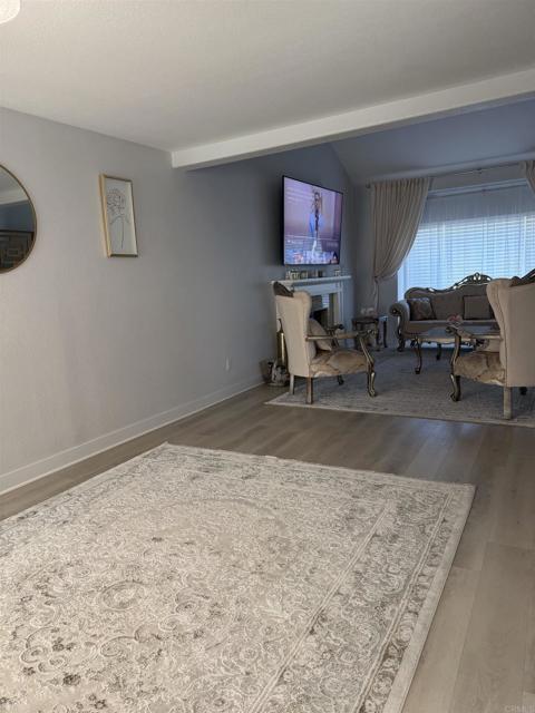 Building Photo - 10221 Greenleaf Rd