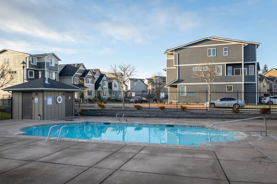 Building Photo - 13203 97th Ave E