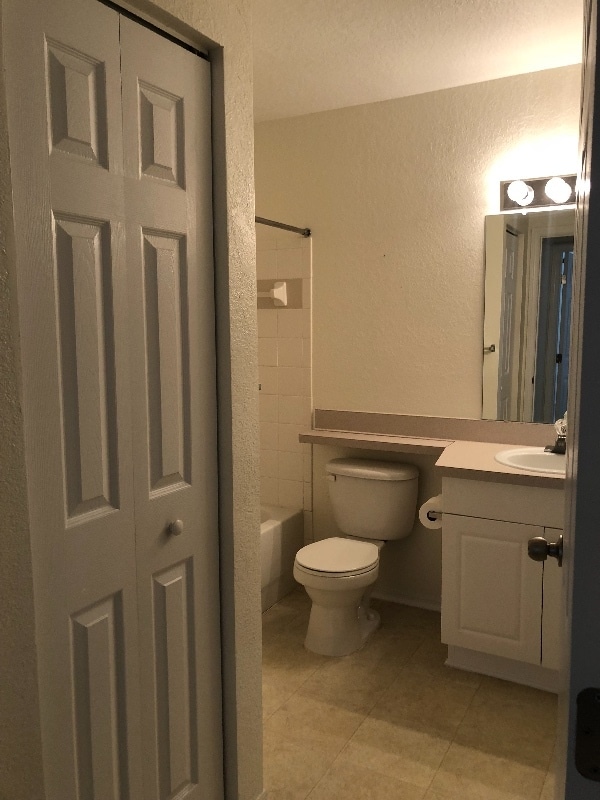 Building Photo - 36027 Deer Creek Dr