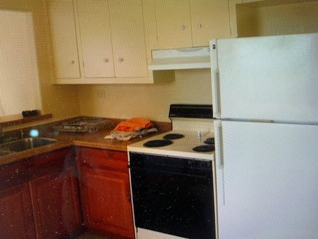 Building Photo - 1775 Rosemary Rd