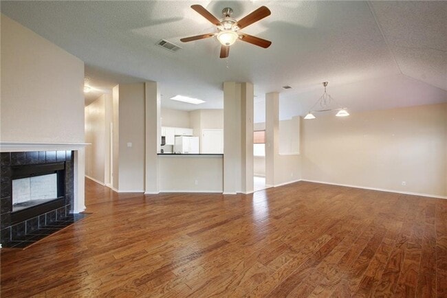 Building Photo - 16510 Denise Dr