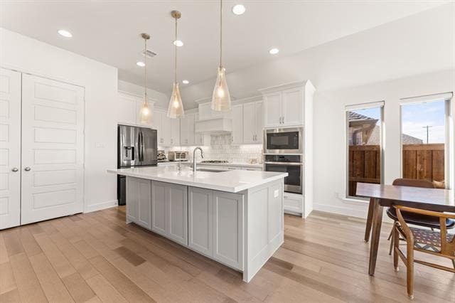 Building Photo - 2250 Macy Wy