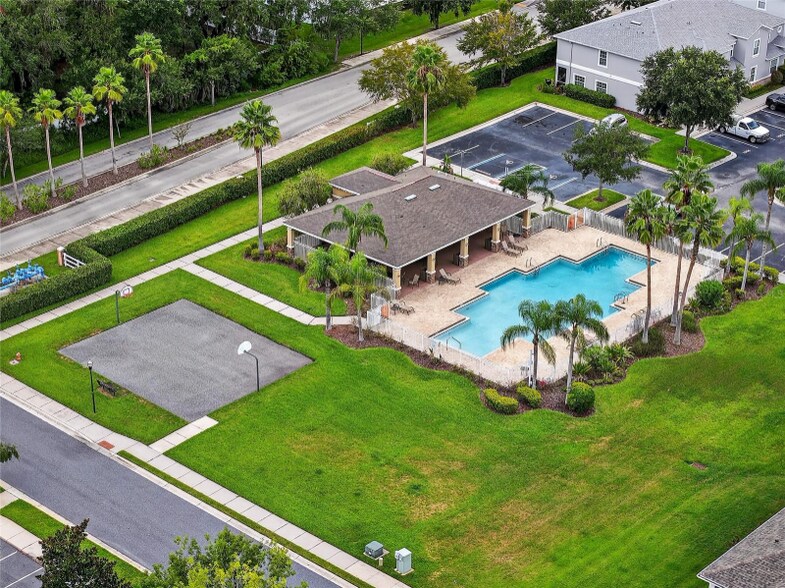 Building Photo - 802 Wiltonway Dr