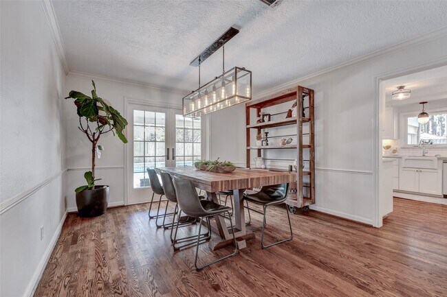 Building Photo - 9527 Enstone Cir