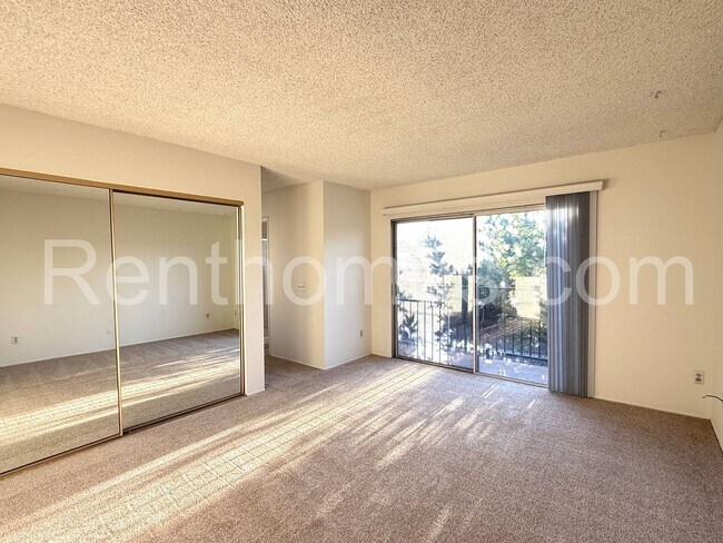 Building Photo - 2764 Meadowlark Drive