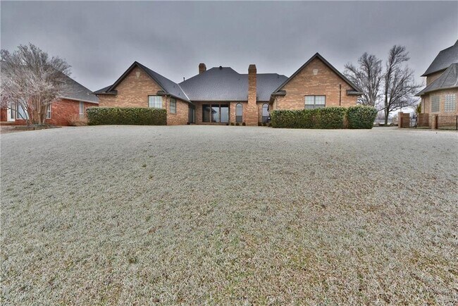 Building Photo - 1109 Irvine Dr