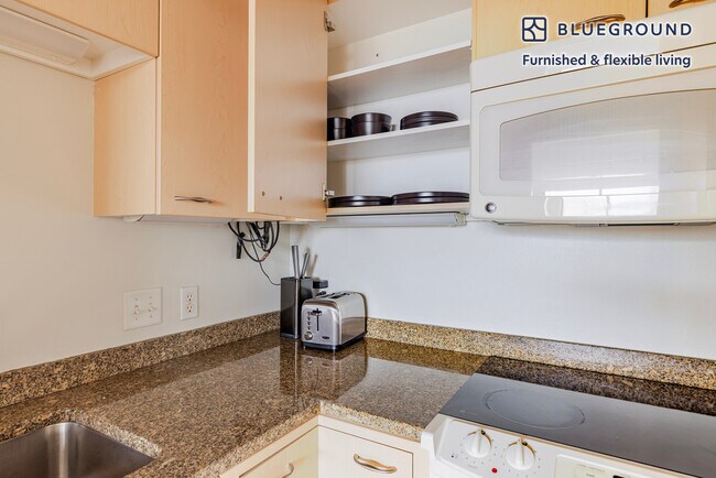 Building Photo - 221 Massachusetts Ave