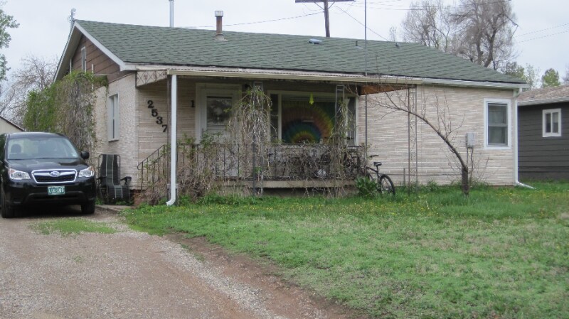 Building Photo - 2537 Laporte Ave