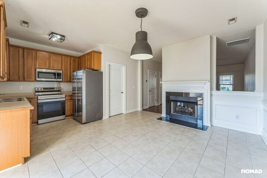 Building Photo - 1006 Trigger Dr