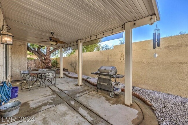 Building Photo - 5321 Tamanar Dr