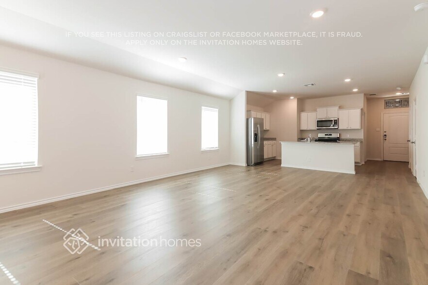 Building Photo - 3909 Amethyst Dr