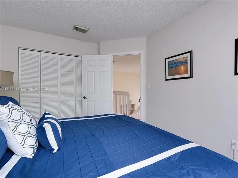 Building Photo - 1590 Seagrape Way