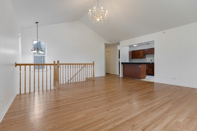 Building Photo - 1113 Orleans Dr