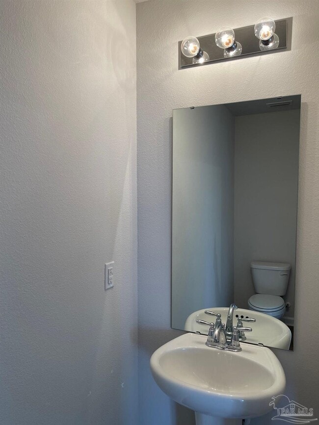 Building Photo - 10942 Blacktail Loop