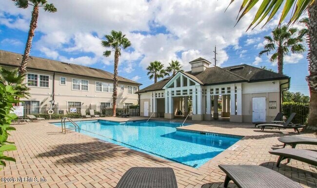 Building Photo - 11368 Estancia Villa Cir