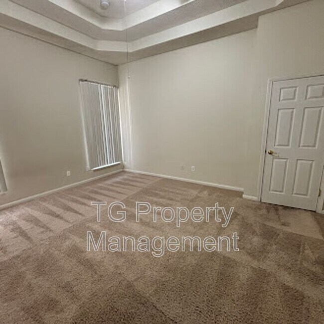 Building Photo - 2493 Brook Park Way