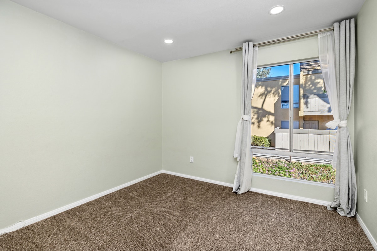 Building Photo - 7757 Margerum Ave